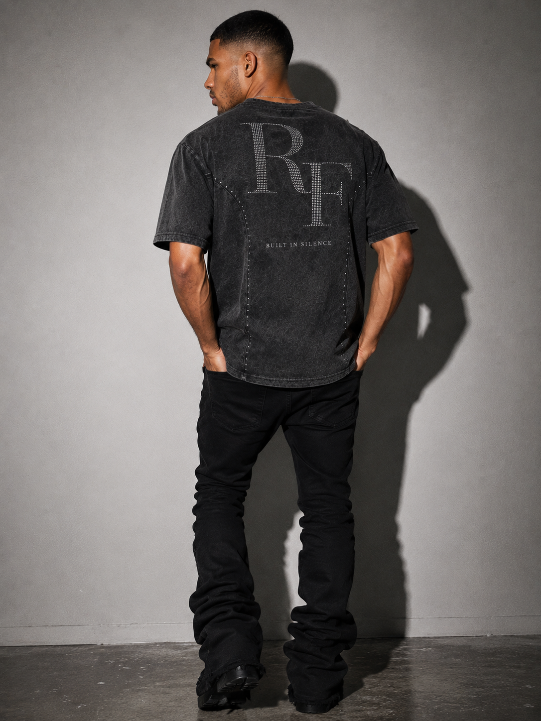 SIGNATURE TEE